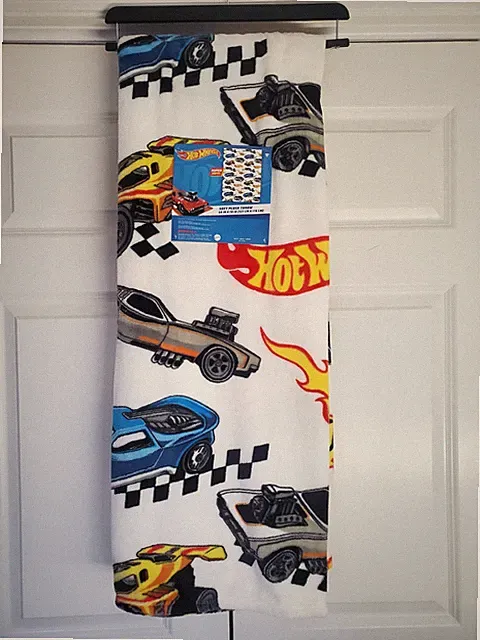 HotWheels Soft Plush Throw Blanket 50" X 70" Muscle Car Pattern 🔥 2025 ~ New