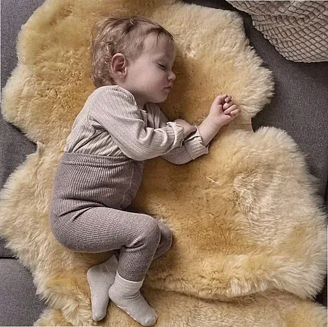 Natural Sheepskin relugan, Baby Safe, Natural Rug, Baby Bassinet Mattress Pad